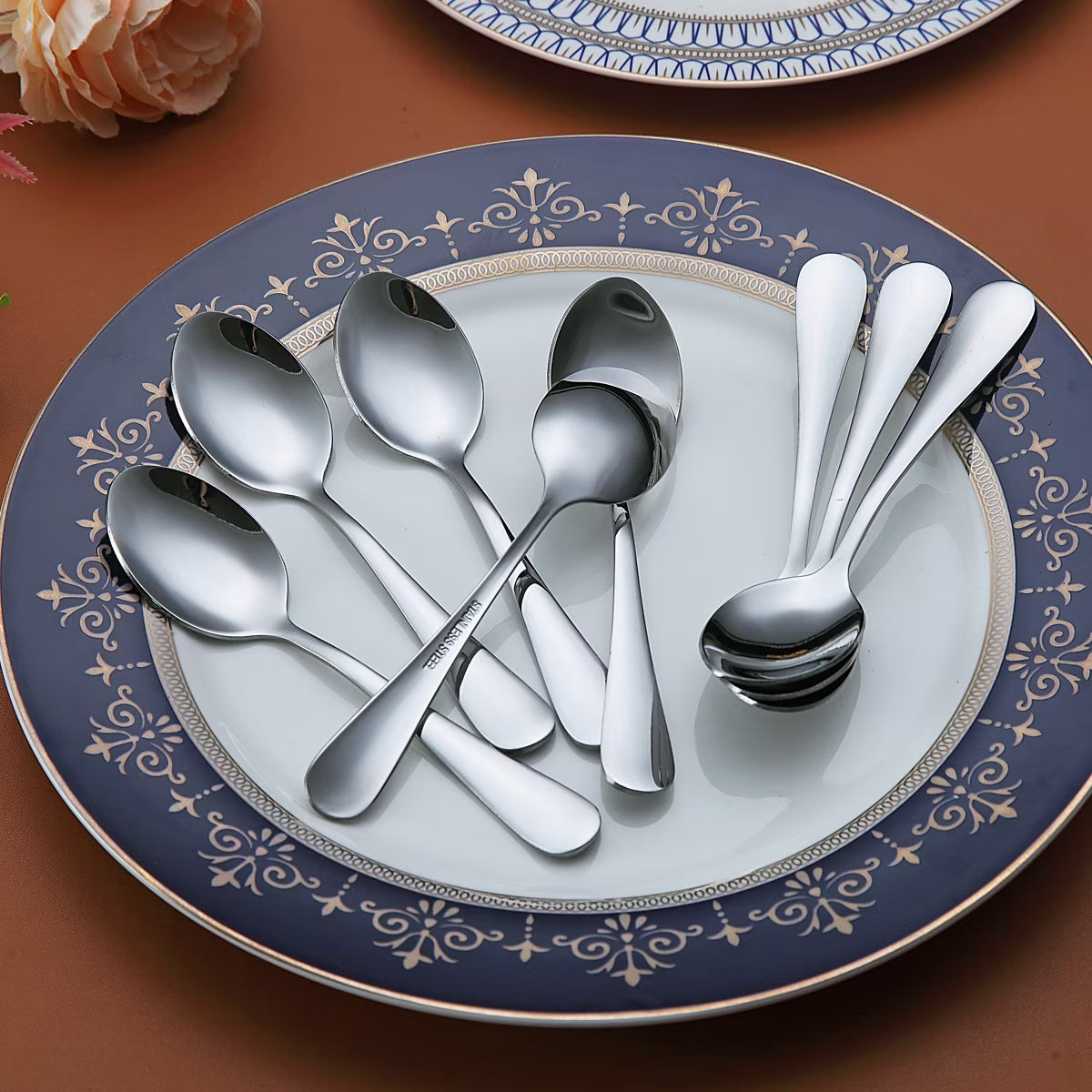 Reanea Teaspoons 5.5" Set of 8 Stainless Steel Tea Spoons Silverware, Small Dessert Tea Spoon