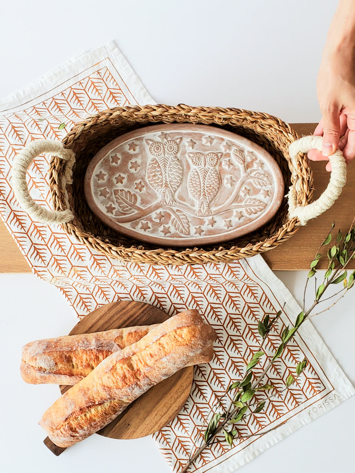Artisan Owl Terracotta Bread Warmer & Seagrass Basket Set with Cotton Tea Towel - Handcrafted Kitchen Gift