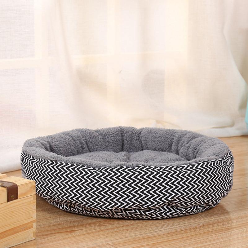 Ultimate Comfort Pet Bed - Luxury Cozy Nest for Dogs & Cats