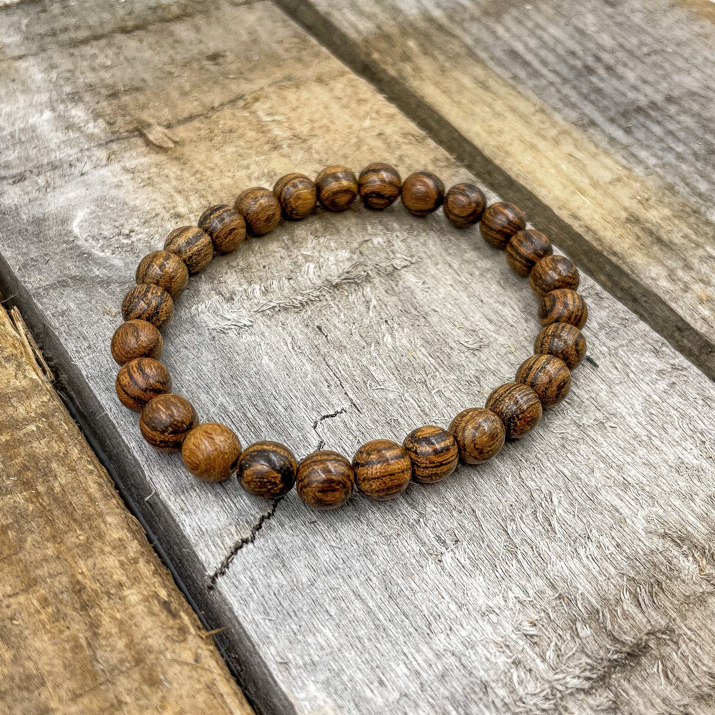 Union Tigerskin Sandalwood Mala Beaded Bracelet – 8mm Natural Wooden Beads for Men & Women