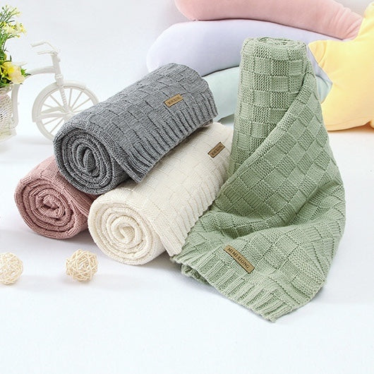 Kids Solid Color Knitted Blanket with Logo Patch – Soft Cotton Warm Blanket for Boys & Girls