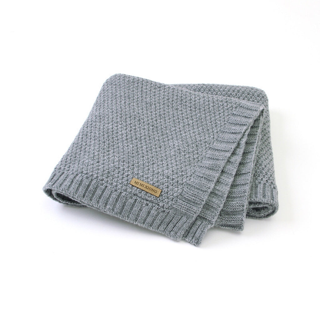 Kids Solid Color Knitted Blanket with Logo Patch – Soft Cotton Warm Blanket for Boys & Girls