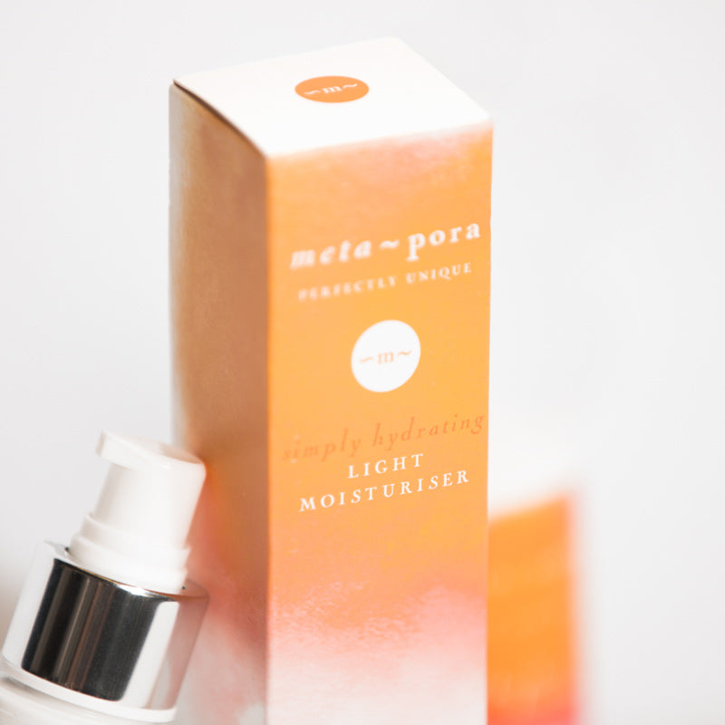 Hydrating Salicylic Acid Light Moisturizer for Balanced Skin