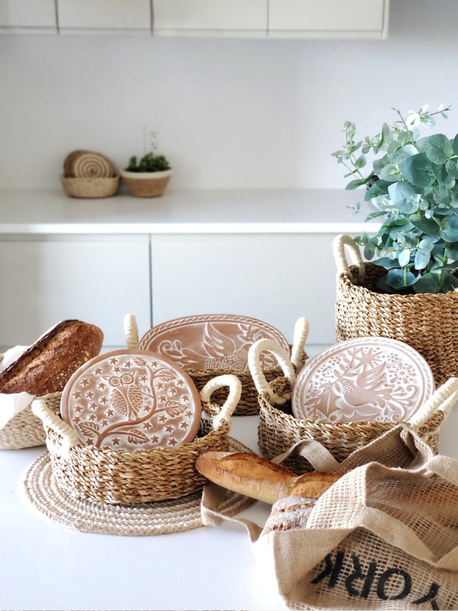 Eco-Friendly Terracotta Bird Design Bread Warmer & Handwoven Seagrass Basket Set