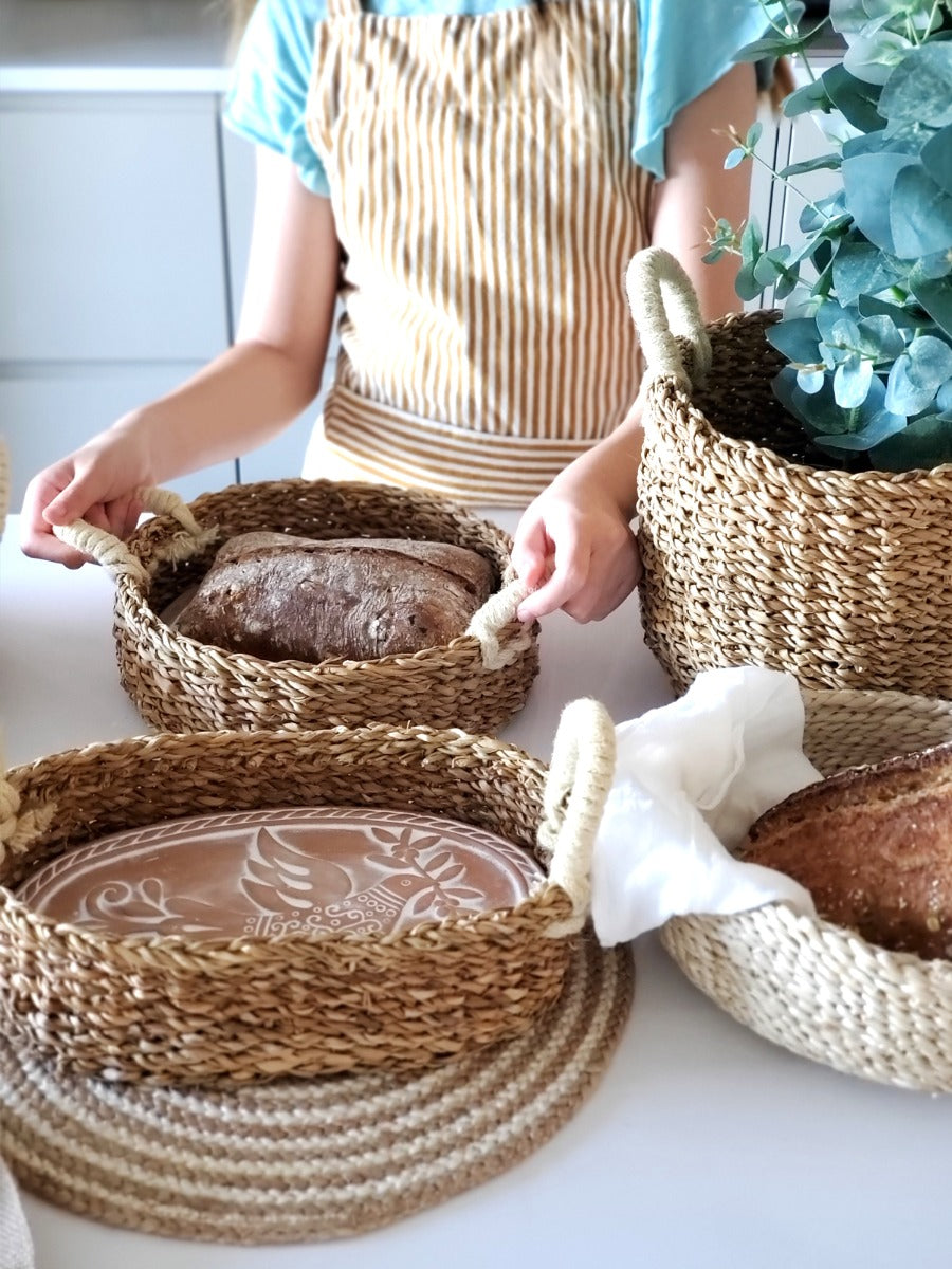 Eco-Friendly Terracotta Bird Design Bread Warmer & Handwoven Seagrass Basket Set